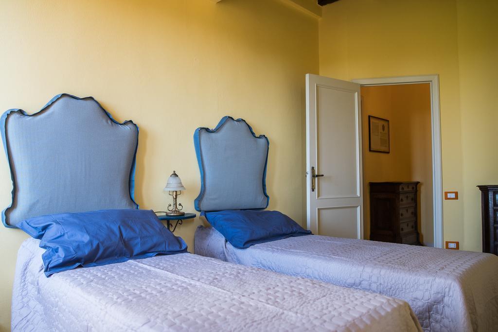 Villa Pippo Relais Val di Pugna ภายนอก รูปภาพ